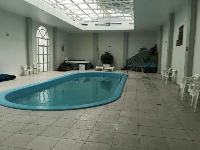Flat 50 Metros Da Praia, Ingleses, Area Nobre!